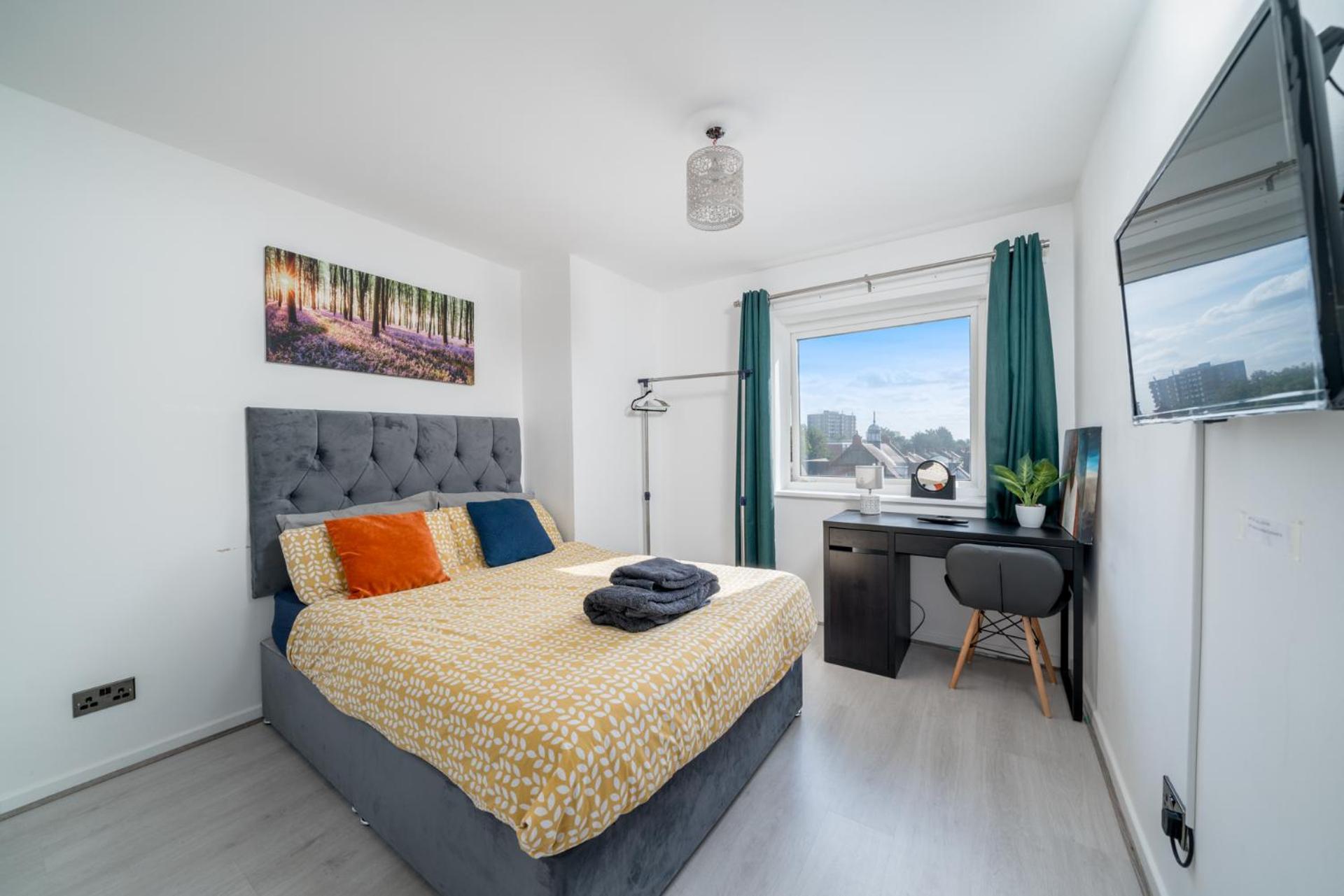 Private Room In London Enfield With Parking Bagian luar foto